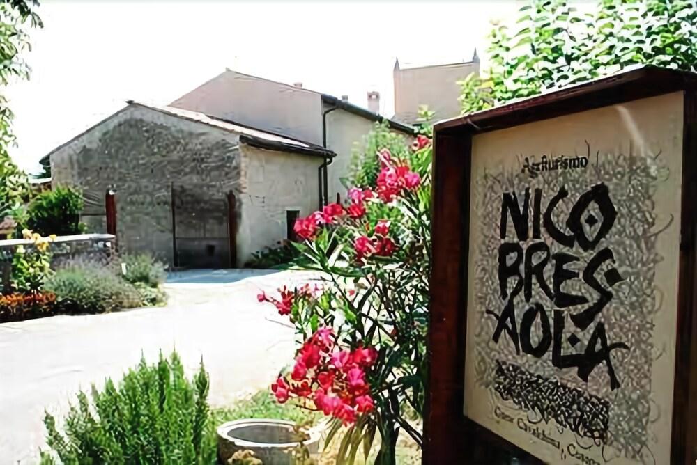 Agriturismo Nicobresaola Сомакампаня Екстериор снимка